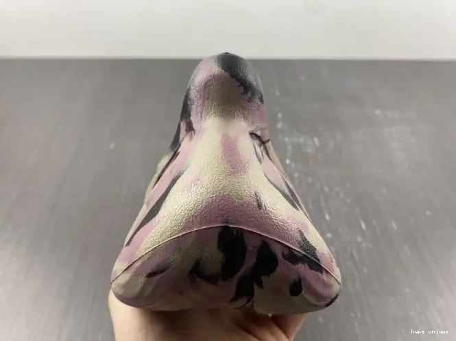 hype Foam MX Yeezy RNR Carbon Adidas IG9562 0620